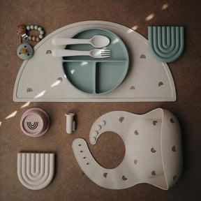 Colter Bib and Placemat